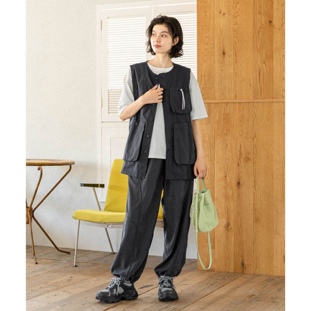 niko and ... Grained curved switching pants