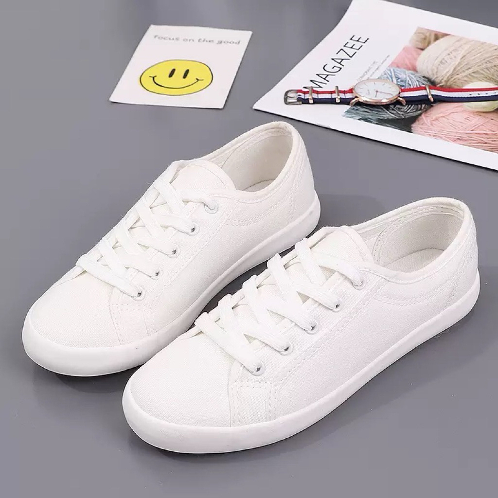 พร้อมส่ง️ในไทยทุกวัน รองเท้าผ้าใบ ยี่ห้อ Bright สีขาว รุ่น Simple มีไซส์ 38-42 นุ่ม ใส่สวย support เท้า