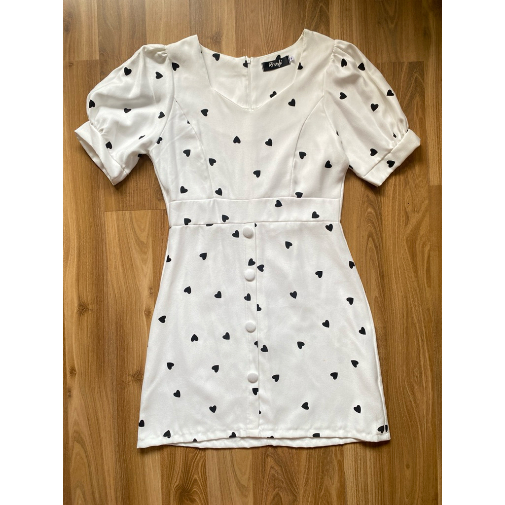 เดรสสั้นลายหัวใจ Ap style m