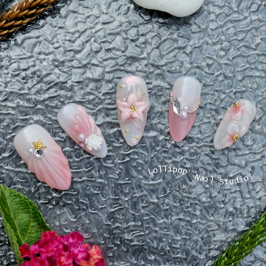 002 เล็บปลอมแฟชั่น พร้อมอุปกรณ์ในชุด (พร้อมส่ง) | Lollipop Nail Studio