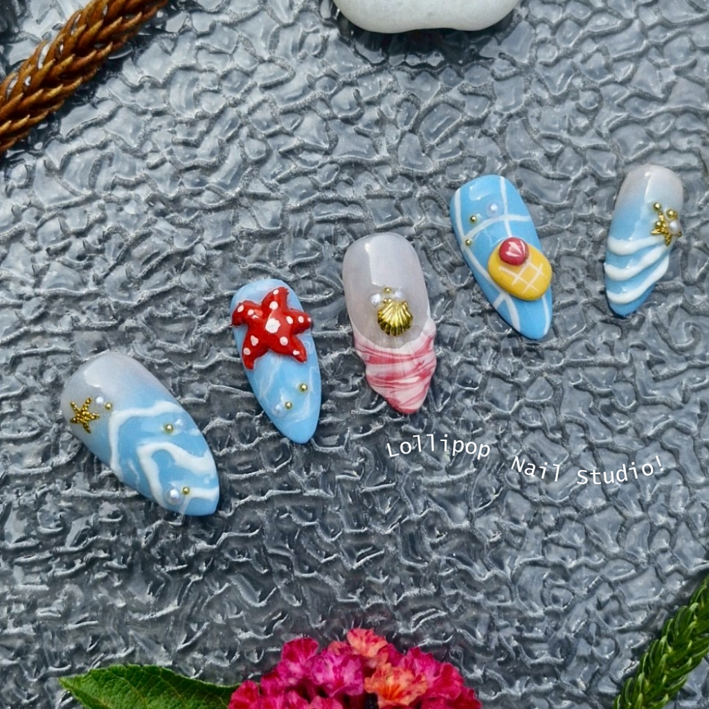 010 เล็บปลอมแฟชั่น พร้อมอุปกรณ์ในชุด (พร้อมส่ง) | Lollipop Nail Studio