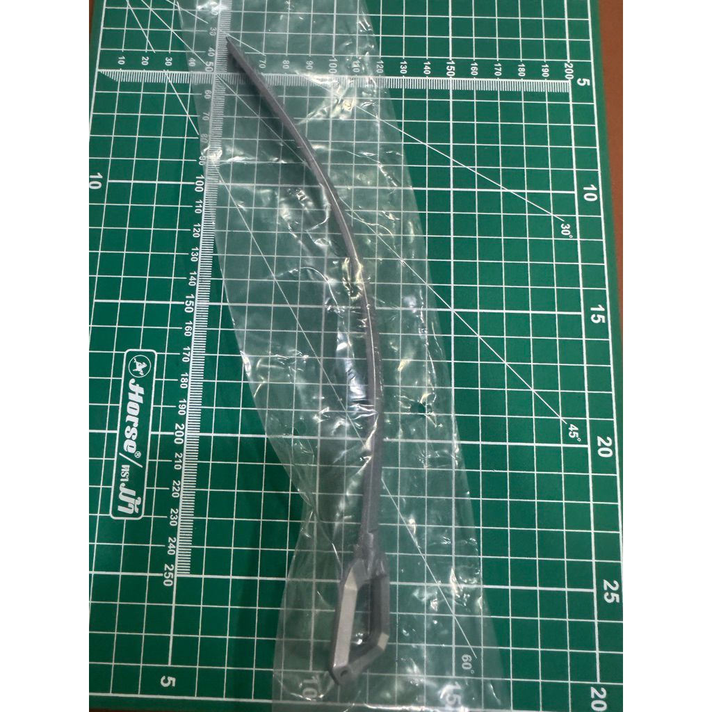 สายชู๊ตแบบธรรมดาสีเทา ของ silver wolf