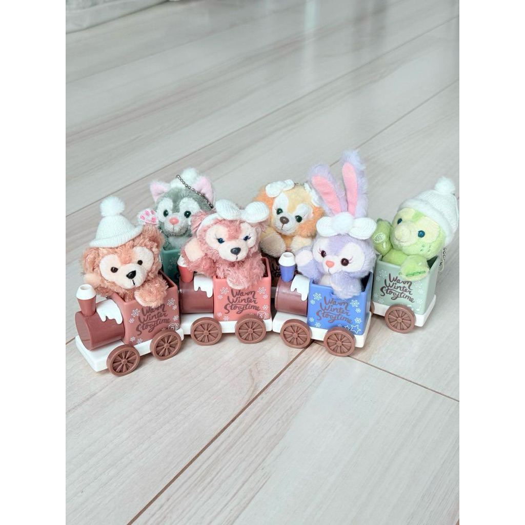 (Preorder) พวงกุญแจ Duffy and Friends มือสอง