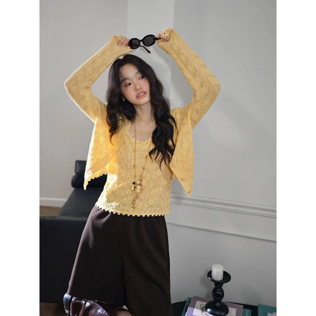 [พร้อมส่ง/พรีออเดอร์]  ❤KUOSE : V-neck Cropped Cardigan and Cami❤