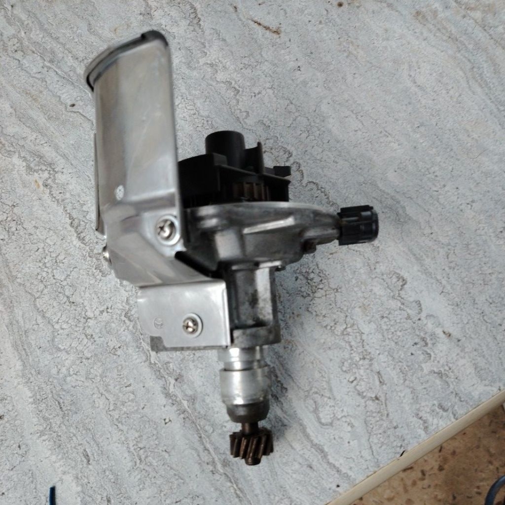 จานไฟเครื่อง 1JZ 2,500 cc