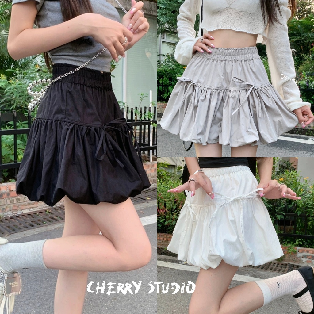 Cherryพร้อมส่ง✨กระโปรงสั้นผู้หญิง เอวสม๊อคเเต่งโบว์ ทรงพองๆ กระโปรงบอลลูนสุดฮิต เนื้อผ้าครัช ใส่ไปทะเล ไปคาเฟ่ งานสวยสุ