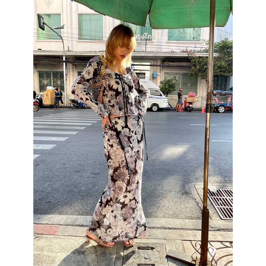 rosism - MistyMorn Rose Long Skirt กระโปรงยาวผูกโบว์ข้าง