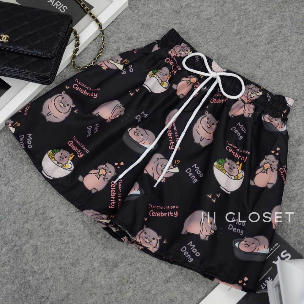 กางเกงขาสั้น lll Freesize lll COM011 ลายหมูเด้ง เอวยางยืด มีสายรูดใช้งานได้จริง เนื้อผ้าไหมอิตาลี ผ้าเบา ใส่สบาย ไม่ร้อน