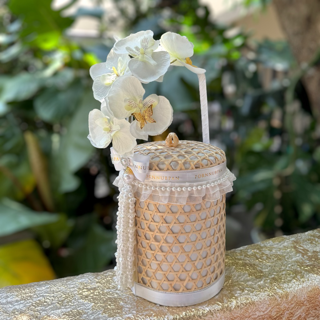 New✨ชะลอมสังฆทาน ชะลอมสาน ปิ่นโต7”และ8” ตกแต่งกล้วยไม้และอุบะดอกรักประดิษฐ์•จัดส่งไว✨