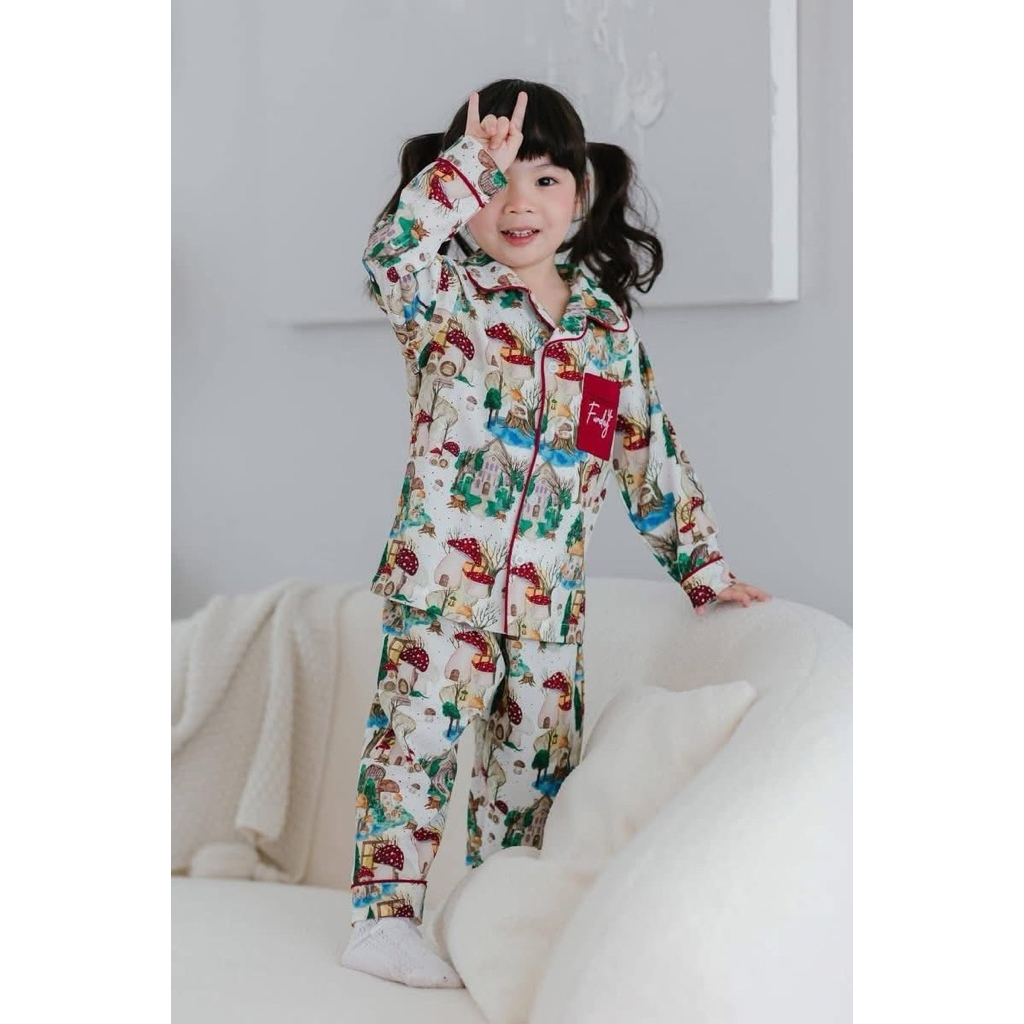 ชุดนอนเด็ก 3T Funday เห็ด 🍄 สภาพดีมากกก มีด้านรันเล็ก1จุดค่ะ