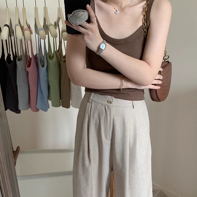 เสื้อสายเดี่ยว (S-3XL)ทรงครอป มีบราในตัว เหมาะกับสาวๆสายเที่ยวสายไปคาเฟ่ สีสันสดใส ผ้าใส่แล้วไม่ร้อน