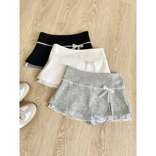 Jennyพร้อมส่ง🍋กระโปรงสั้น กระโปรงมินิ แต่งลูกไม้ ติดโปว์ ทรงเอ ทรงรัดรูป มีซับใน สีพื้น ผ้ายืด สุดฮิด Y2K แฟชั่นผู้หญิง
