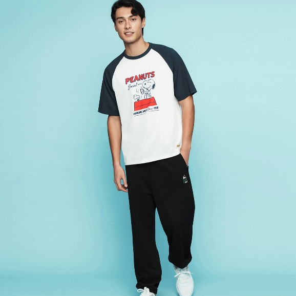 GIORDANO กางเกงจ็อกเกอร์ผู้ชาย Men's Joggers (Snoopy) 01115751