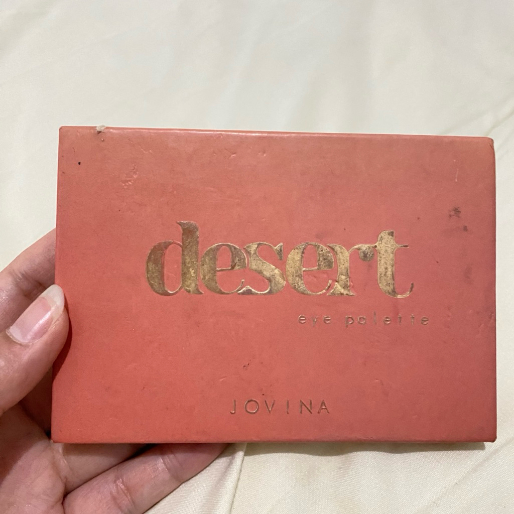 ส่งต่อ Jovina desert eye palette 🍪🧡
