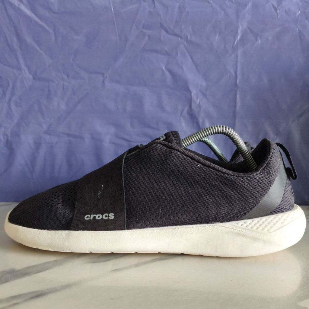 รองเท้า Crocs มือสองของแท้ Size 44.5/29 cm.