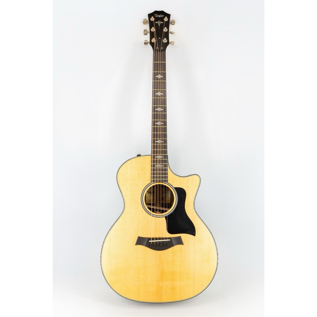 กีตาร์โปร่งไฟฟ้า สเปคพรีเมียม พร้อมระบบไฟฟ้า Expression System® 2 Limited Edition Taylor Guitar