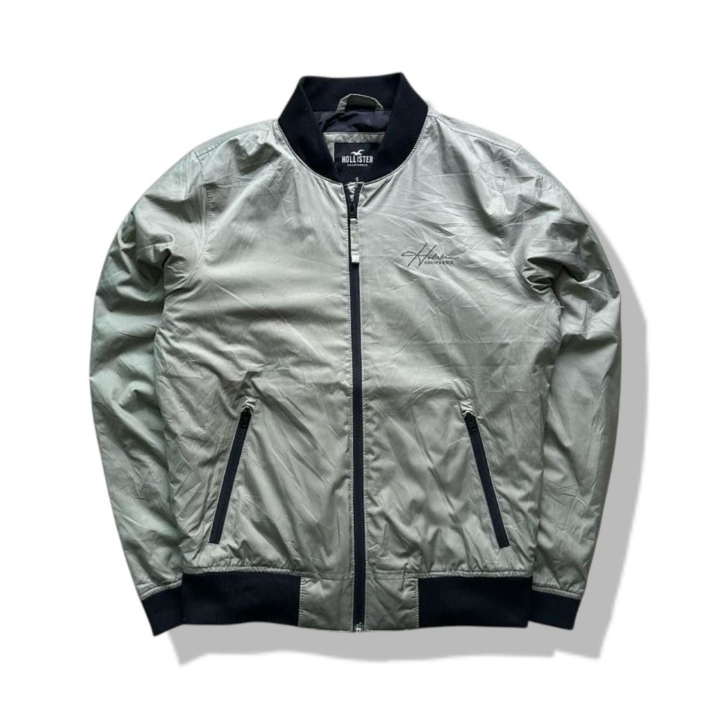 Hollister Olive Green Bomber Jacket รอบอก 43”