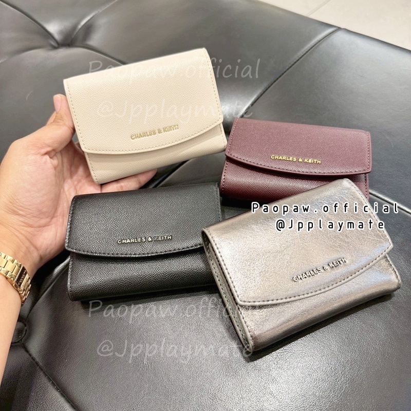 กระเป๋าสตางค์ Charles & Keith รุ่น Mini Front Flap Wallet :CK6-10770633 แท้จากชอป
