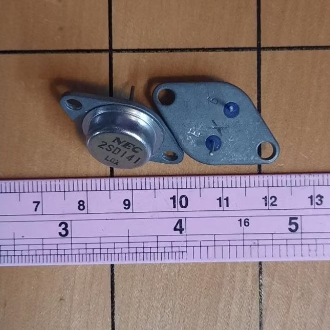 ทรานซิสเตอร์2SD141ชุด2ตัว65บาท