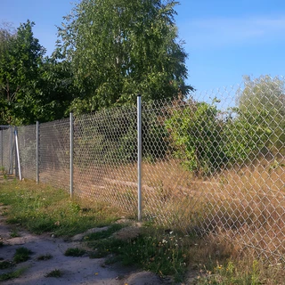 ส่งฟรี!(ลวด1.8/2.5mm) ยาว10เมตร ลวดตาข่ายเหล็กถัก Chain link Fence ช่องตา 2นิ้ว ตาข่ายล้อมรั้ว ล้อมสวน ตาข่ายเหล็