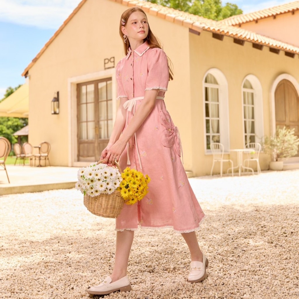 LINENNE - Hydrena Dress (เดรสแต่งข้างดอกไม้)