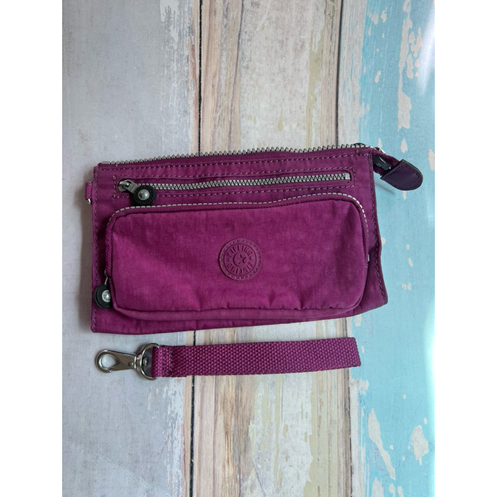 Kipling UKI มือ สอง สภาพดี 90% สีม่วง