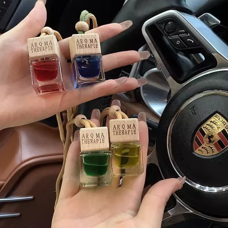 3 PCS น้ำหอมรถยนต์ 10ml สูตรเข้มข้น ใช้ได้นาน ระเหยช้า น้ำหอมเกรดส่งออกนำเข้าจากฝรั่งเศส ตู้เสื้อผ้าอโรม่าฝาไม้น้ำหอมรถย ราคา ถูกที่สุด ดีลบีเคเค แกลเลอรีภาพที่ 4