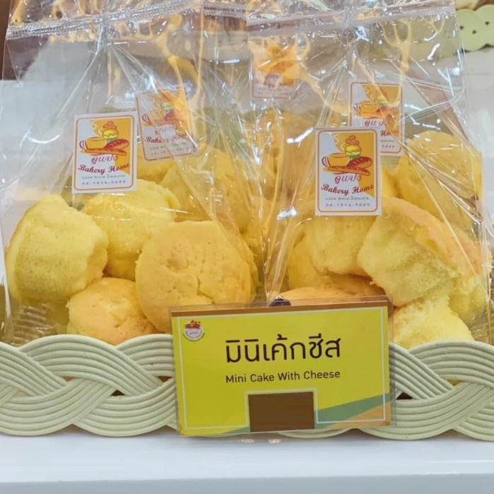 มินิชีสเค้ก ขนมปังดูแปง นุ่ม อร่อย สดใหม่ทุกวัน