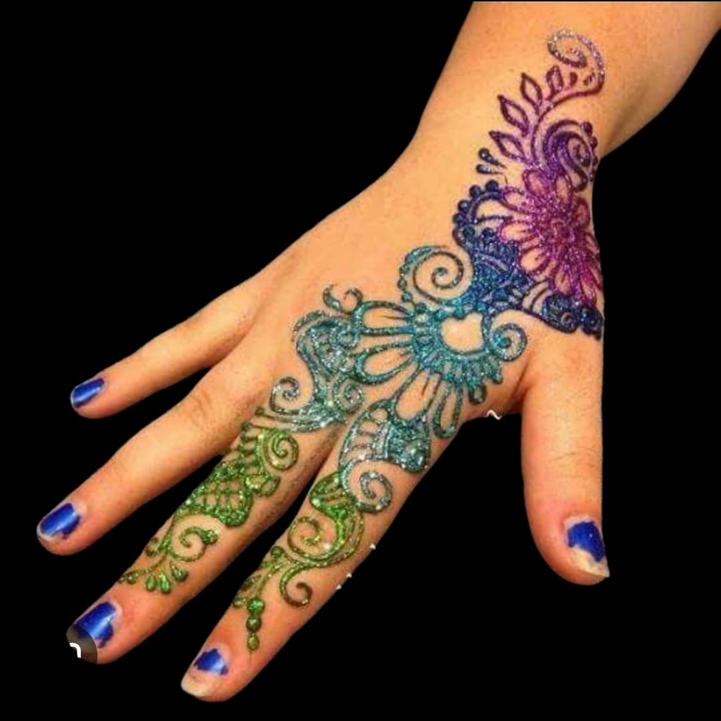 เฮนน่ากลิตเตอร์หลากสีสัน โกเลชา เฮนน่าอินเดีย เมเฮนดี glitter henna colourful tattoos cone golecha indian henna Mehendi