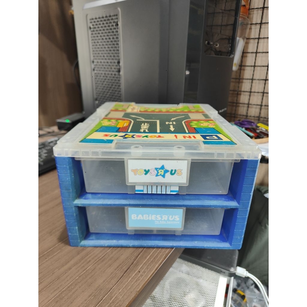 🧨🧨🧨กล่องเก็บรถ Tomica 2 ชั้นตามรูปครับ