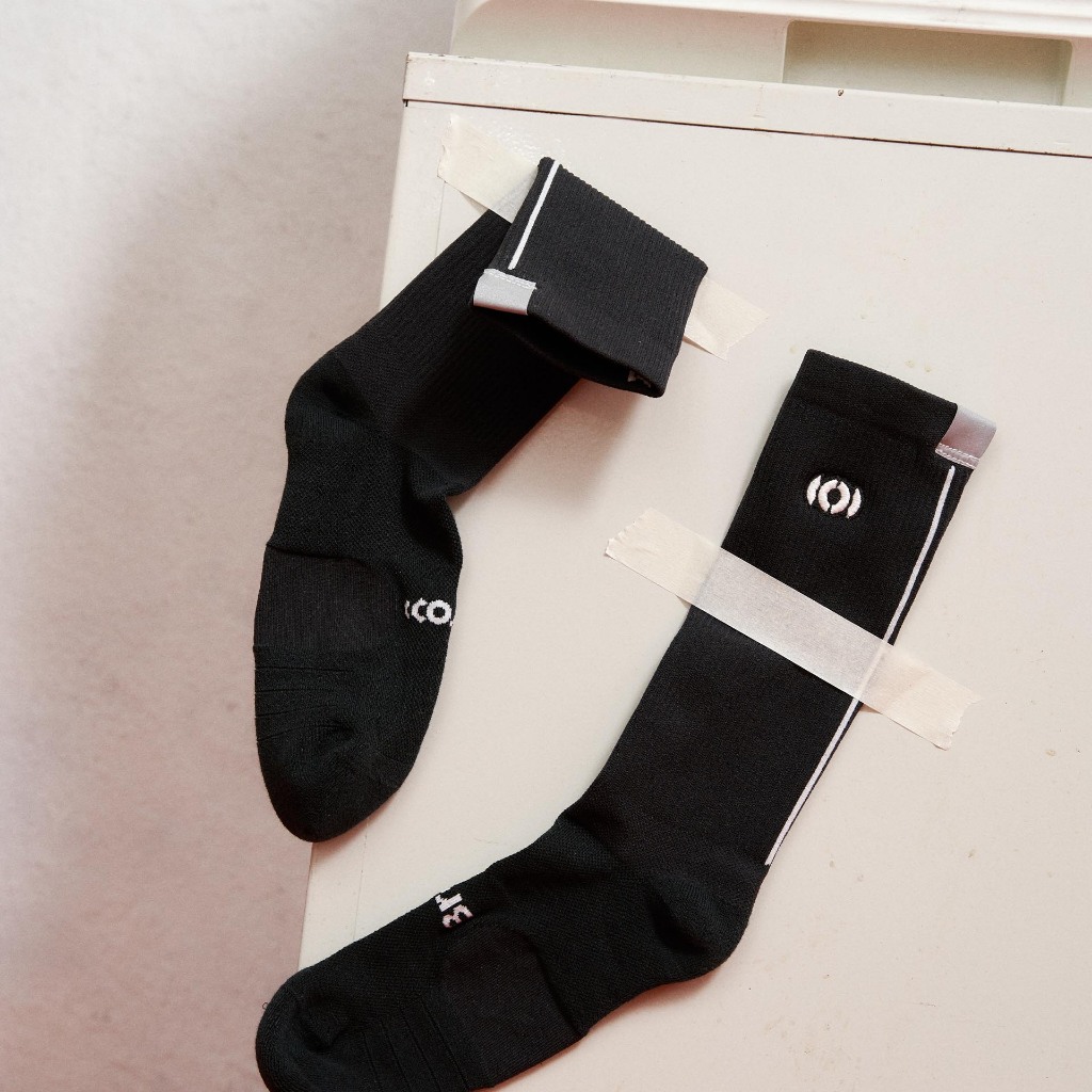 BROOO OUT OF OFFICE CREW SOCKS BLACK