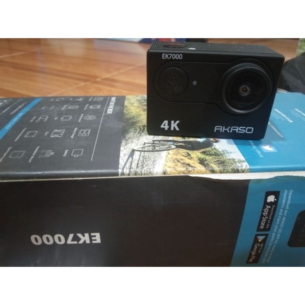 ส่งต่อ กล้อง Go Pro AKASO EK7000 สภาพดี ไม่เคยใช้งานจริง แค่ลองเปิด มีอุปกรณ์