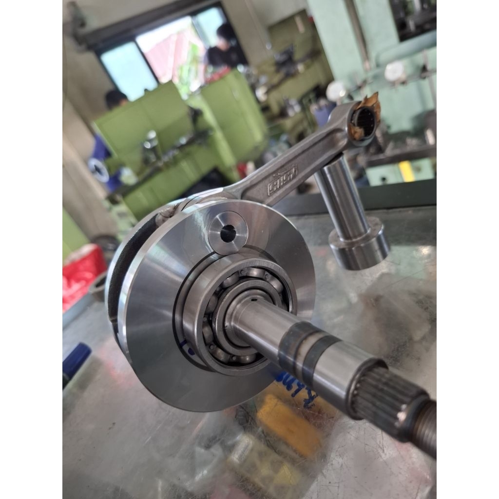 ชัก9-10-13_ก้านSKSยาว110-116-118-125_สลักล่างผมจะใช้เทนกิจะเเน่นกว่า_ลูกปืนแดช_ครบๆพร้อมใส่