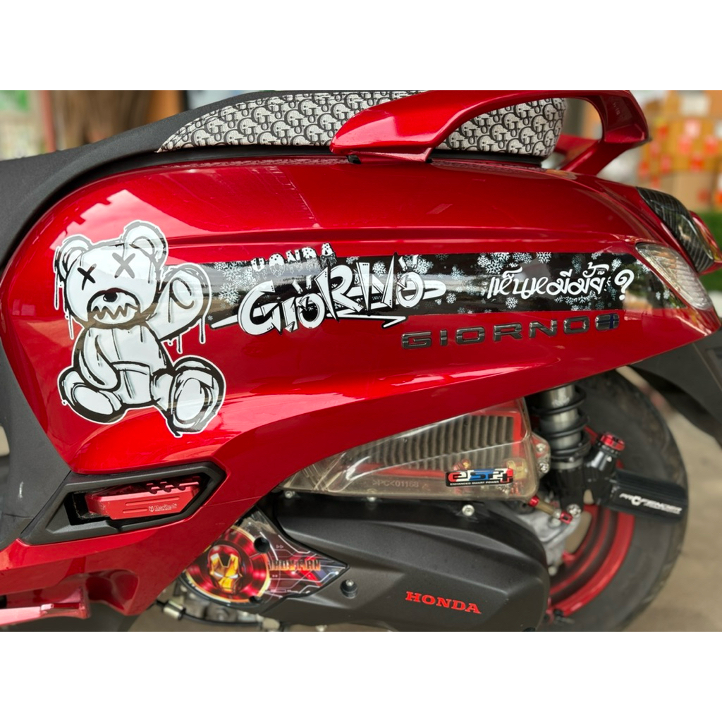 สติ๊กเกอร์ติดรถ Giorno ลายหมี 10สี (ติดกับรถได้ทุกสี) PVC Fuhshuen (ฟู่ซุ่น) ทนแดด ทนฝน สีสันสดใส