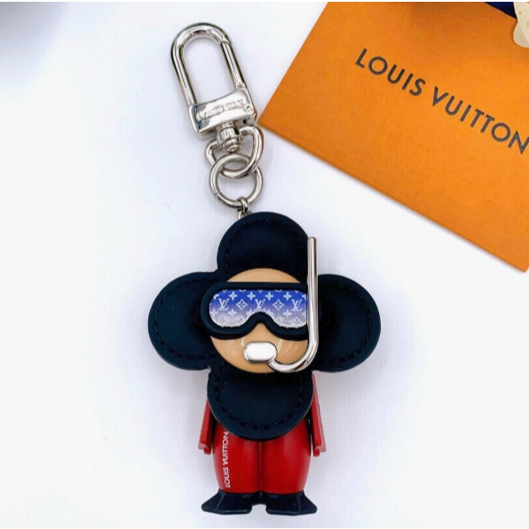 พร้อมส่งพวงกุญแจ  (1:1 Original Grade ) พวงกุญแจน้องวิเวียน LV
