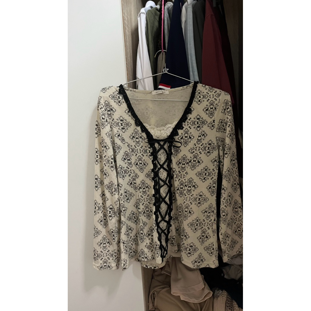 Axes femme เสื้อถักแขนยาว