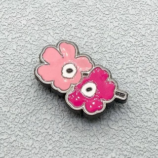 พร้อมส่งในไทย มี5สี ตัวติดรองเท้า จิบบิท ดอกมารีเมกโกะ งานเหล็ก Charm DIY