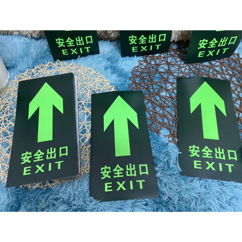 ป้ายท่อลูกศรยาว ฉลากตัวบ่งชี้ทิศทางสีเขียว กาวเเน่น สติกเกอร์ลูกศร EXIT 2150