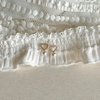 Socrush.bkk | LOVEBUD earrings | SE-011 | ต่างหู มุก หัวใจ มินิมอล