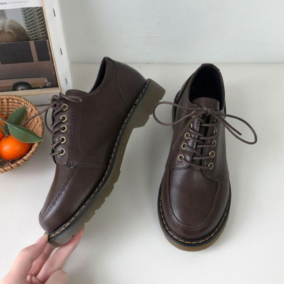 [จัดส่งจากประเทศไทย] รองเท้าหนังขนาดเล็กสำหรับทุกฤดูกาล รองเท้าสีดำสไตล์ญี่ปุ่น หนัง PU ระบายอากาศได้ รองเท้าลำลอง ผูกเช
