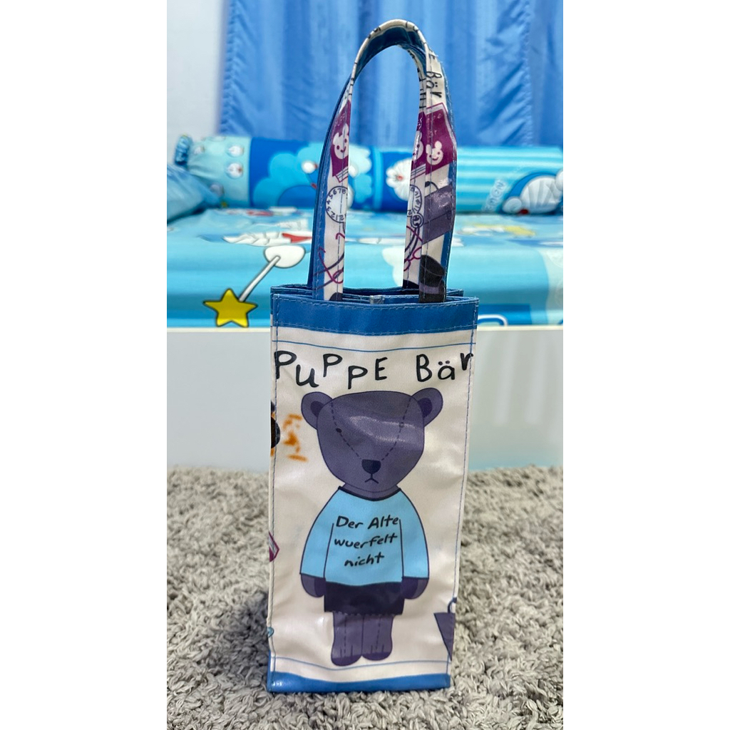 มือสองกระเป๋าผ้าเคลือบกันน้ำ Puppe Bar