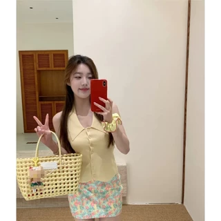 Cicishop(TZ8016) เสื้อไหมพรมแขนกุดคอปก แต่งกระดุม ทรงรัดรูป แฟชั่นสไตล์สาวเท่