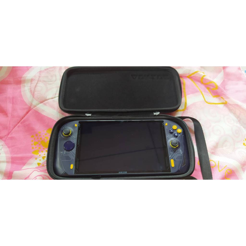 เครื่องเล่นเกมพกพา pc handheld aokzoe a1l ram16g m.2 512tb ตัวแบตอึด
