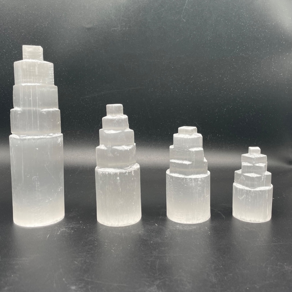 Selenite cake/towerคริสตัลเซเลไนต์ทรงหอคอย เซเลไนต์เค้ก ชำระพลังงาน ชาร์จพลัง ทำสมาธิ รักษาจักระ