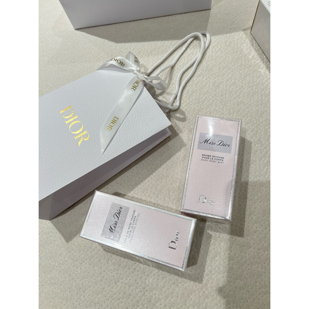 สเปรย์ออยน้ำหอมฉีดผิว Dior Body Oil,Body Mits ป้ายไทย ผลิตล็อตใหม่ล่าสุด💗✨