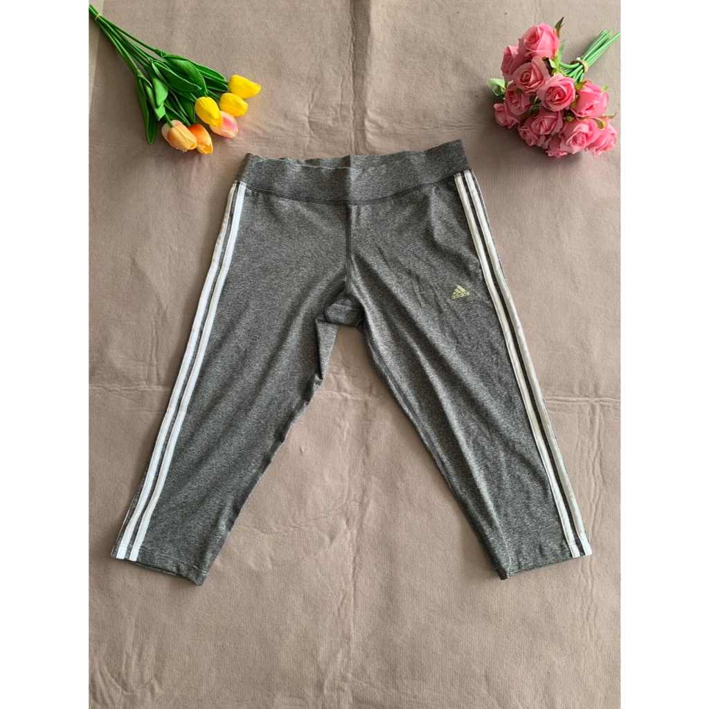 A56 กางเกงเลกกิ้งญี่ปุ่นผู้หญิงมือสอง เอวยางยืด ทรงดีใส่สบาย