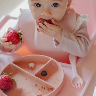 Lala bebe ลาล่าเบเบ้ | Baby Plate จานซิลิโคนสำหรับเด็กก้นดูด 3ช่อง (พร้อมฝาปิด) ดูดแน่นมาก ขนาด19cm.