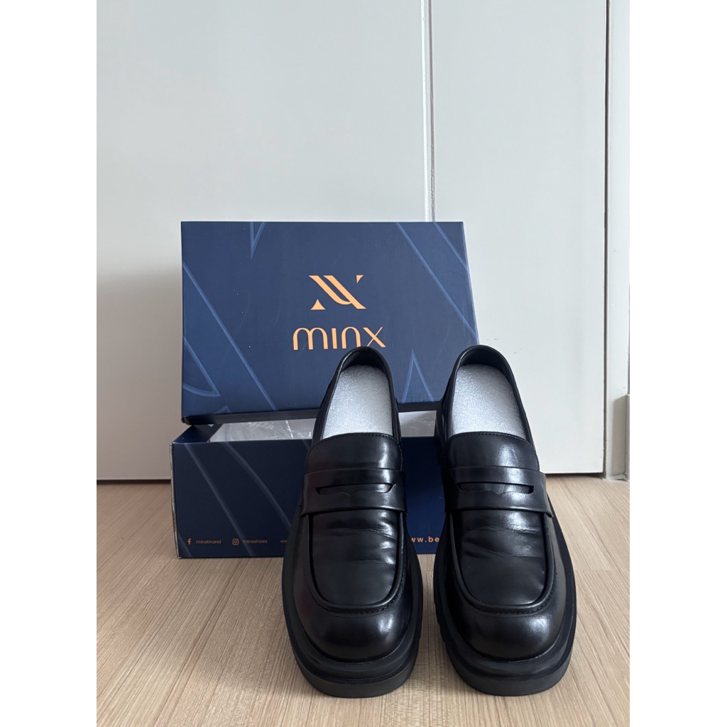 รองเท้า Minx shoes Size 37