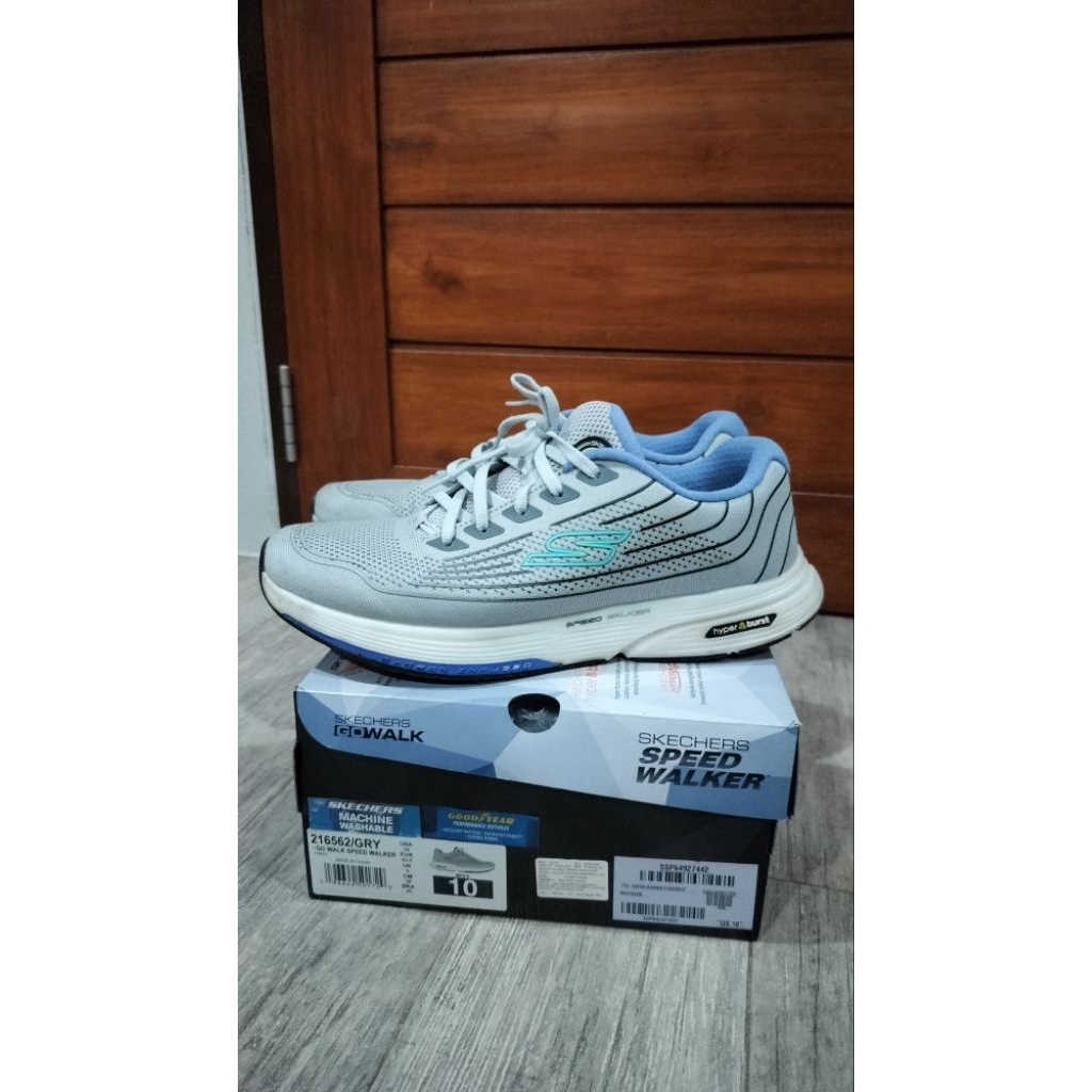 รองเท้า skechers speed walker