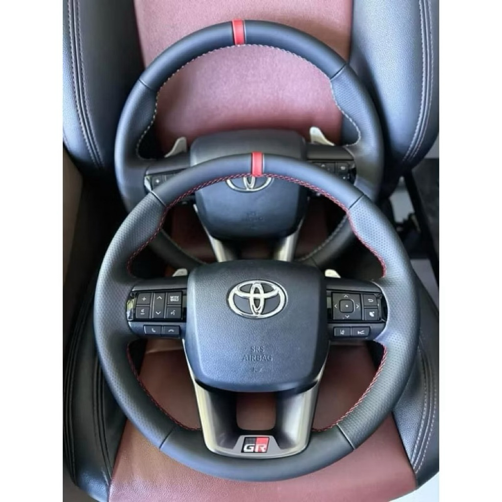 พวงมาลัยToyota revo gr ,legender gr